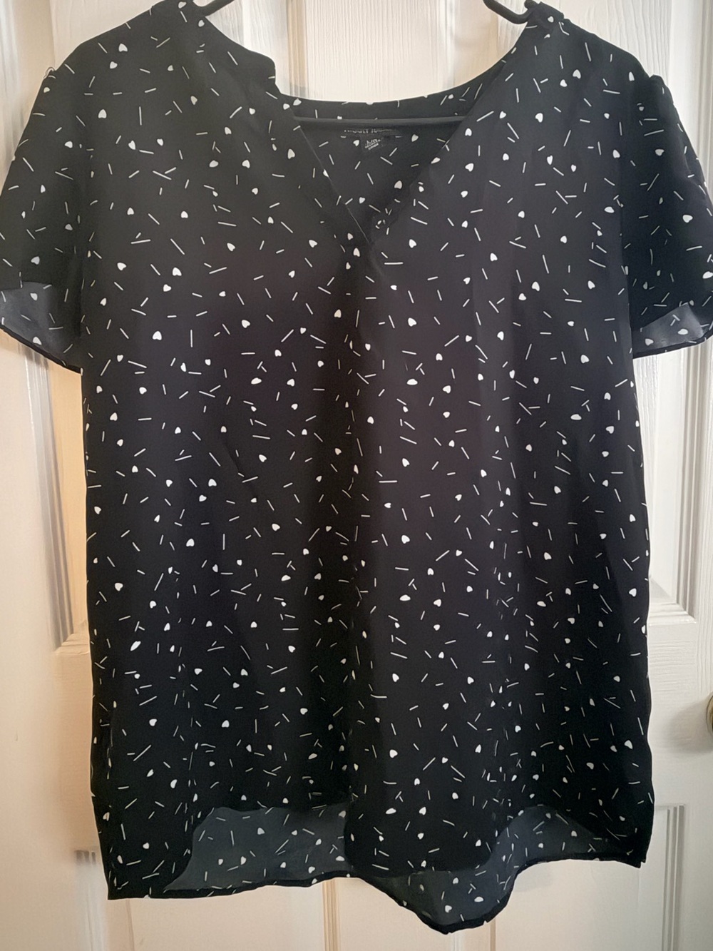 Hilary Radley Black Short-Sleeve Printed Blouse - Picture 2 of 7